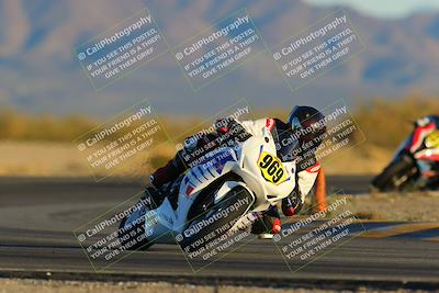 media/Jan-21-2023-CVMA (Sat) [[b9eef8ba1f]]/Race 12 Amateur Supersport Open/